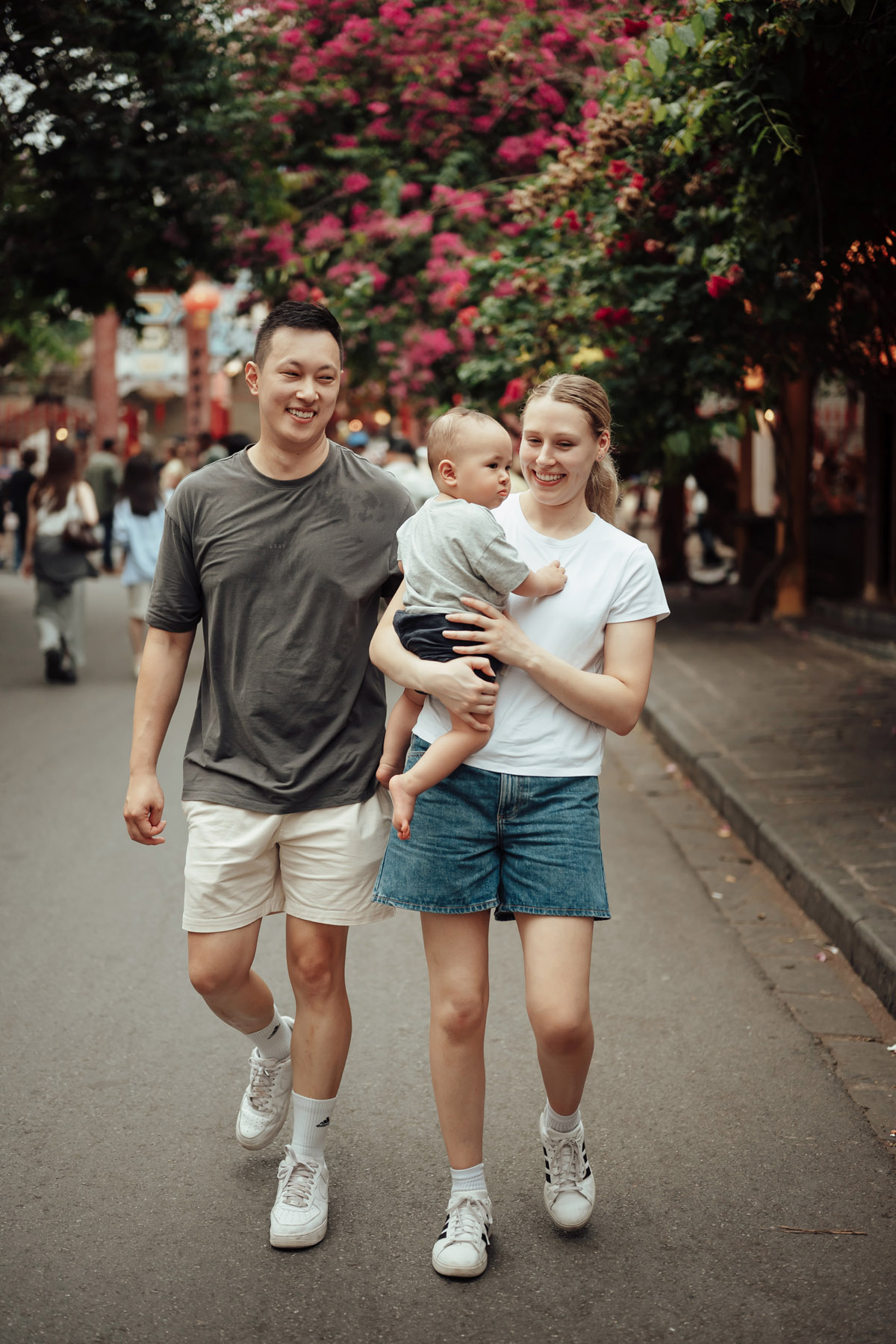 Lưu giữ tình yêu và tiếng cười tại Hoi An