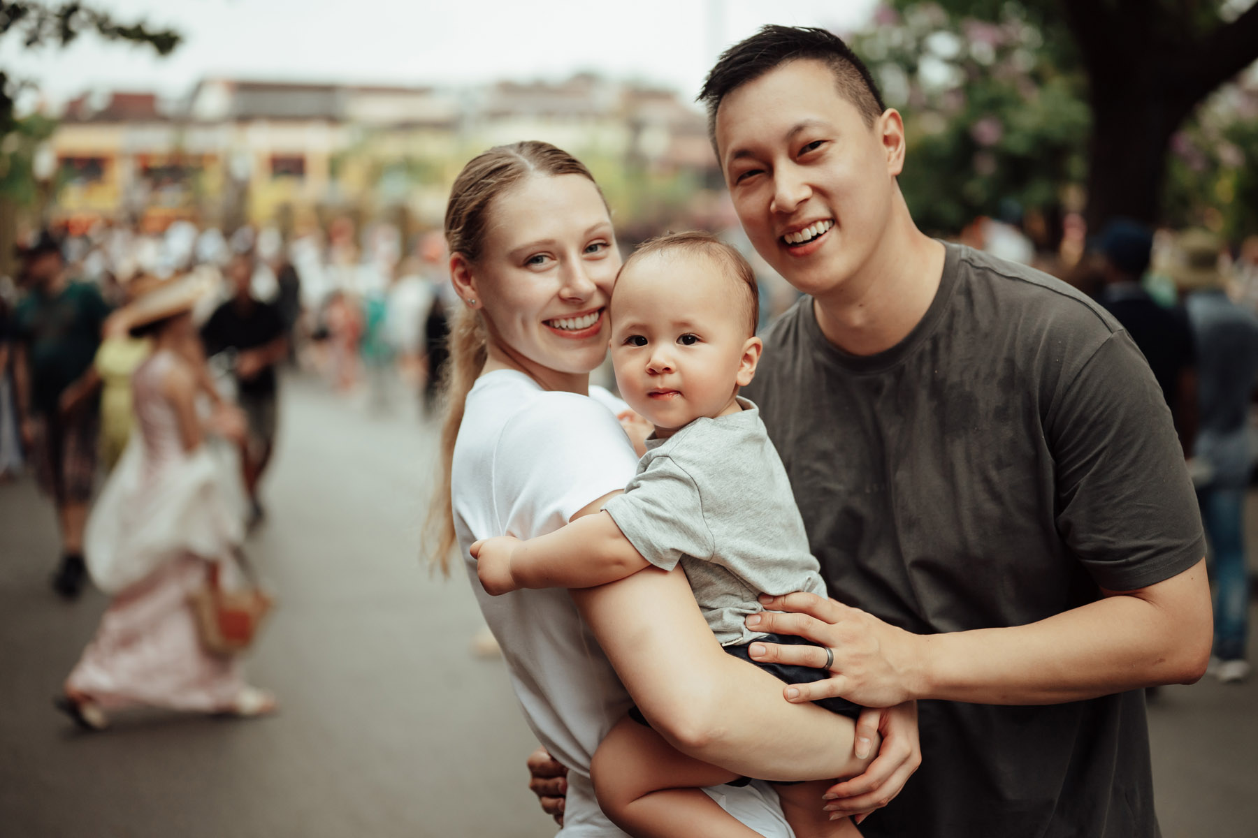 Lưu giữ tình yêu và tiếng cười tại Hoi An