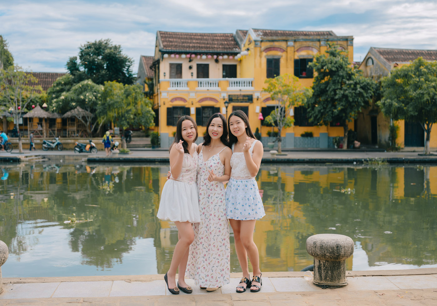Mẹ & con gái