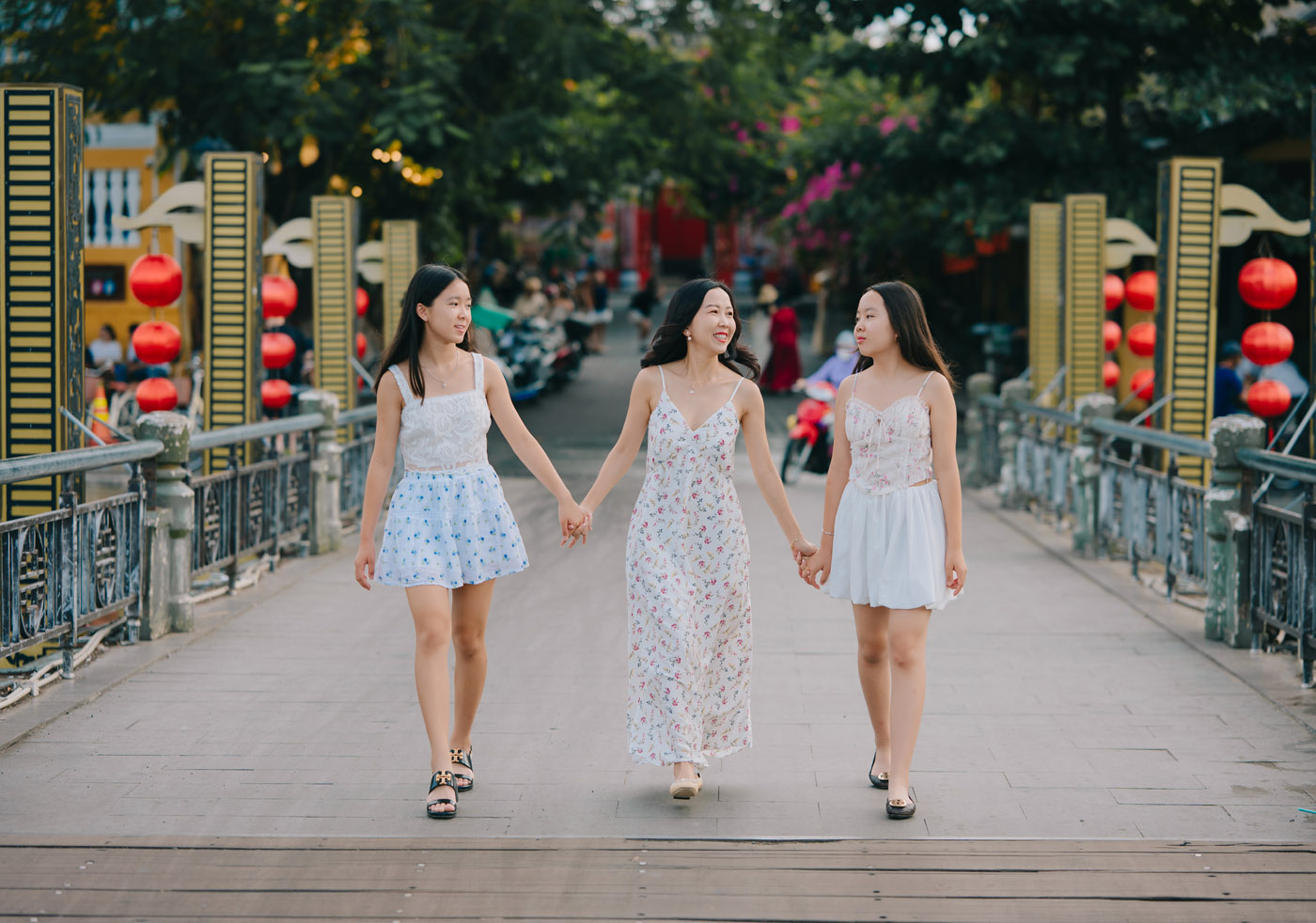 Mẹ & con gái