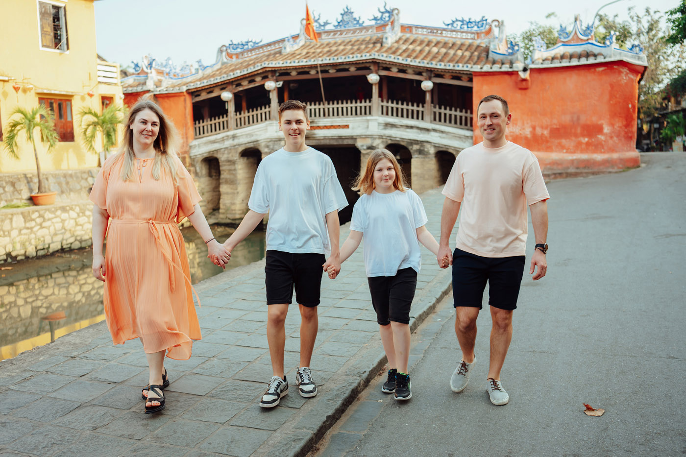 Cùng Nhau Dạo Bước Qua Hội An