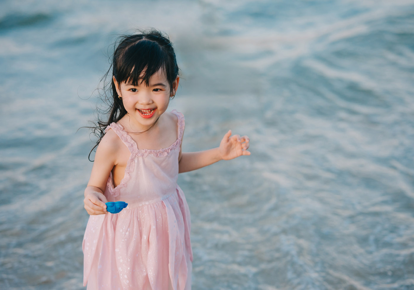 Biển Mỹ Khê _ Mẹ & công chúa nhỏ !