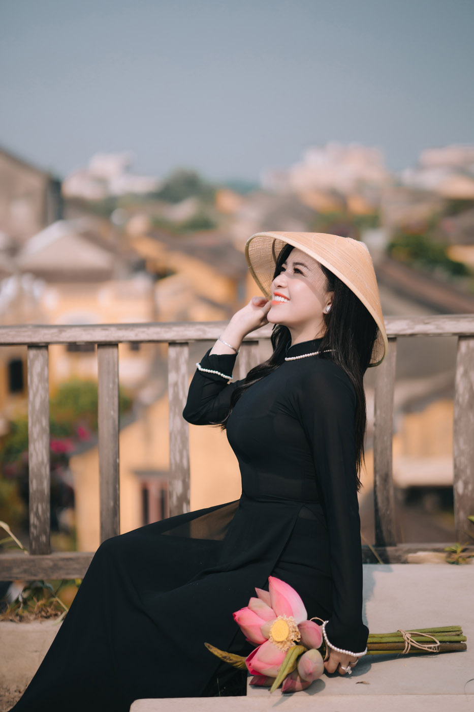 Phụ nữ Việt Nam và Áo Dài truyền thống