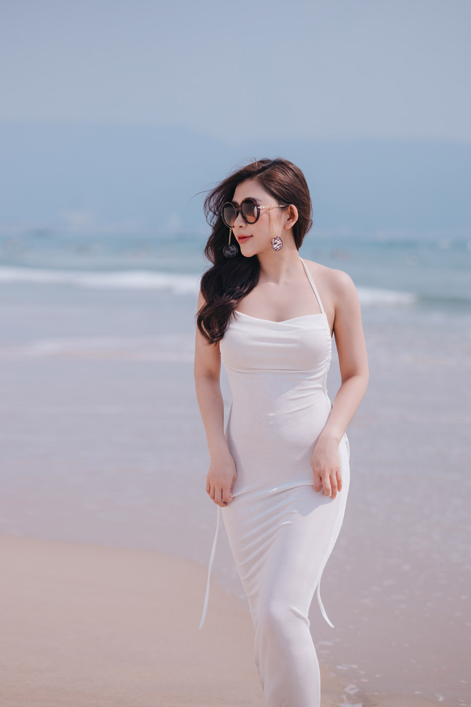 Biển Mỹ Khê - Mẹ & con gái