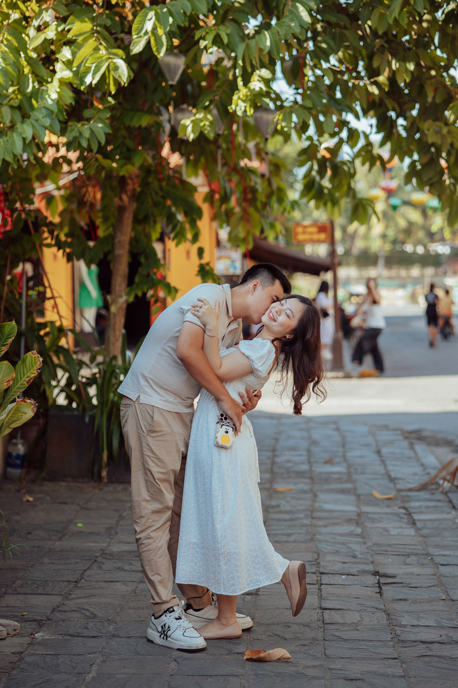 Một câu chuyện tình nhỏ giữa lòng Hội An