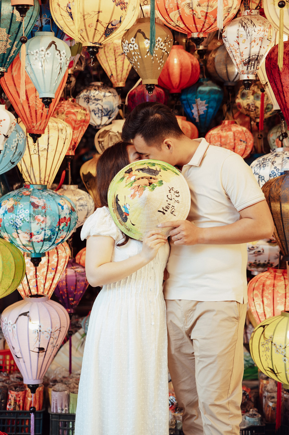 Một câu chuyện tình nhỏ giữa lòng Hội An