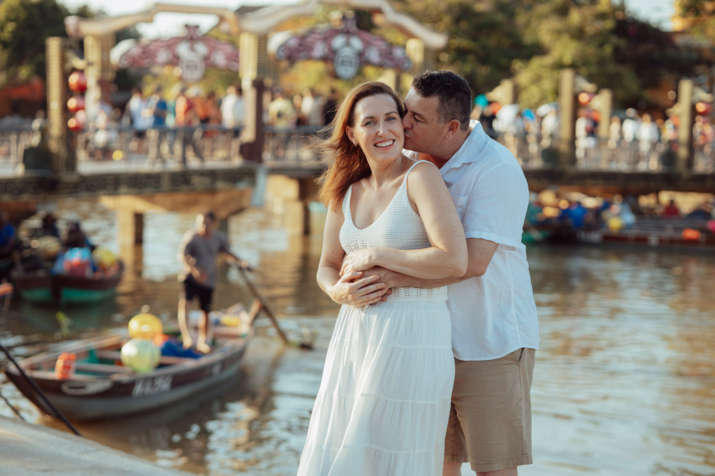 Tình yêu, tiếng cười và ánh nắng ở Hội An