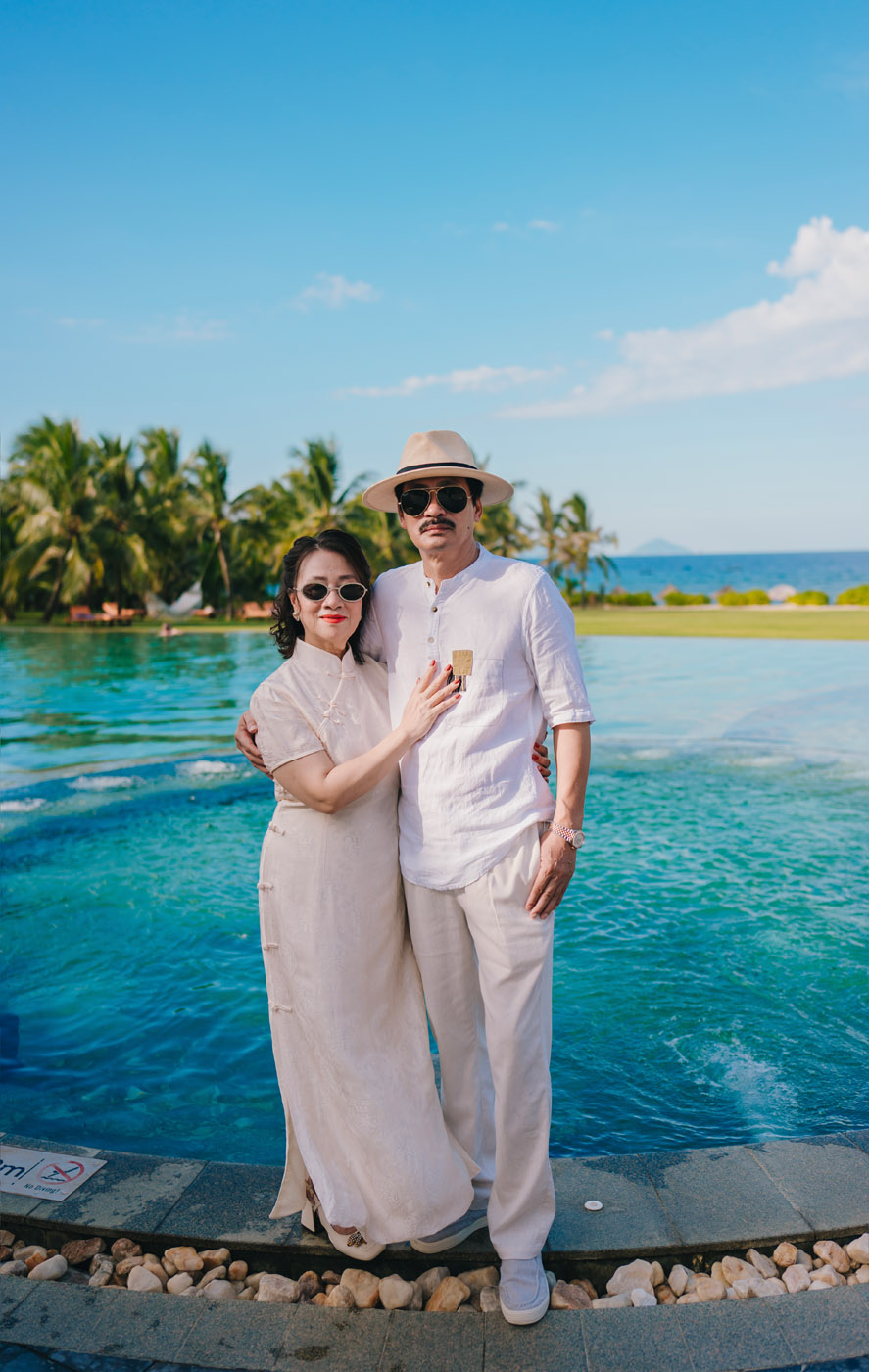 Biển vẫn xanh như ngày mình còn trẻ