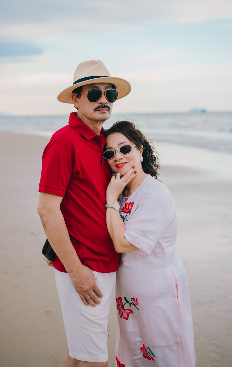 Biển vẫn xanh như ngày mình còn trẻ
