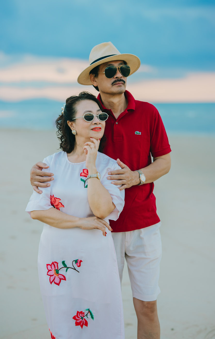 Biển vẫn xanh như ngày mình còn trẻ
