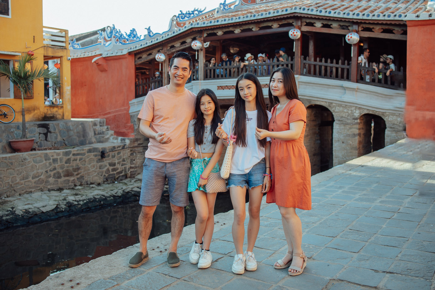 Cùng nhau đi qua những mùa yêu thương
