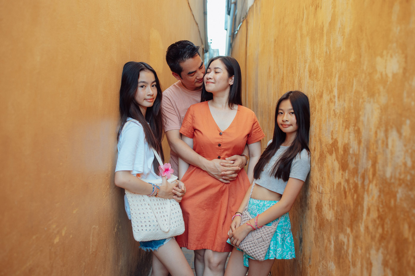 Cùng nhau đi qua những mùa yêu thương