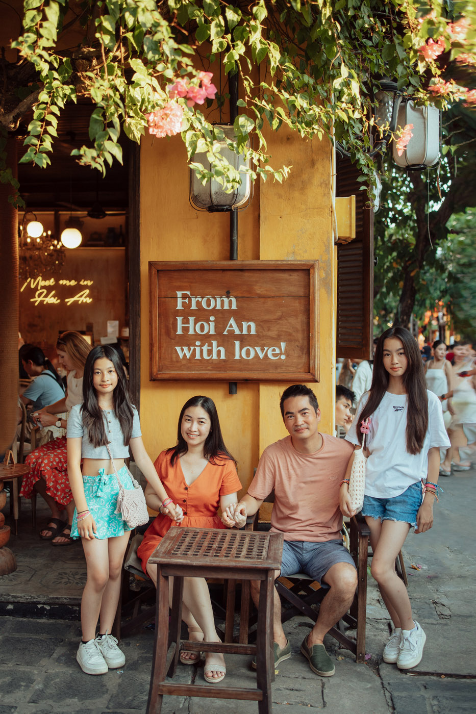 Cùng nhau đi qua những mùa yêu thương