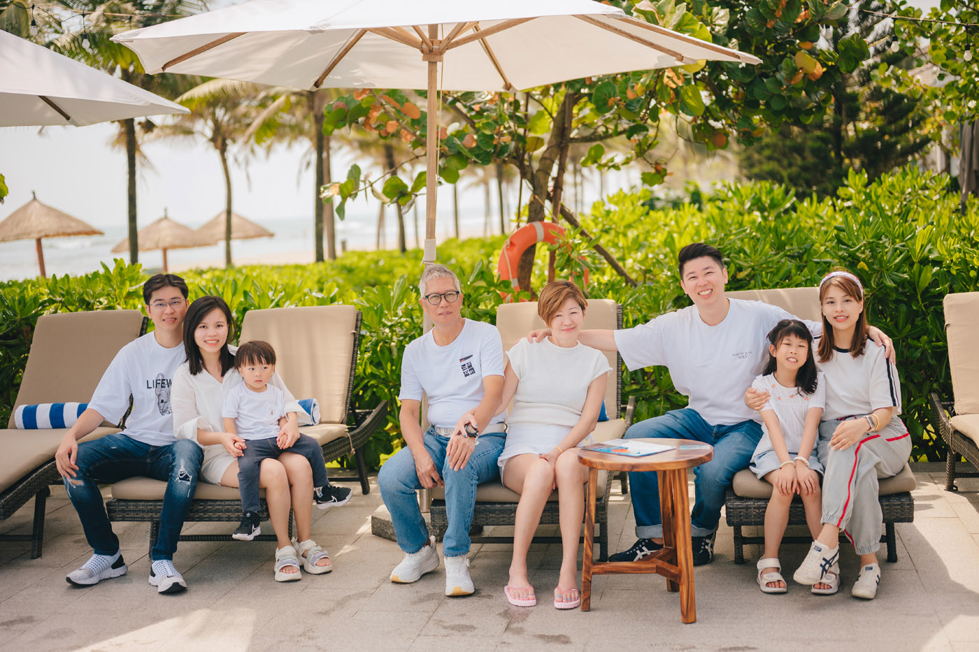 Buổi Chụp Ảnh Gia Đình Ấm Áp Tại Resort Marriott