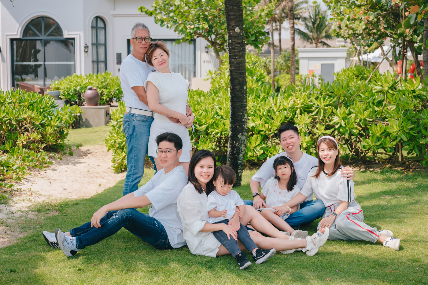 Buổi Chụp Ảnh Gia Đình Ấm Áp Tại Resort Marriott