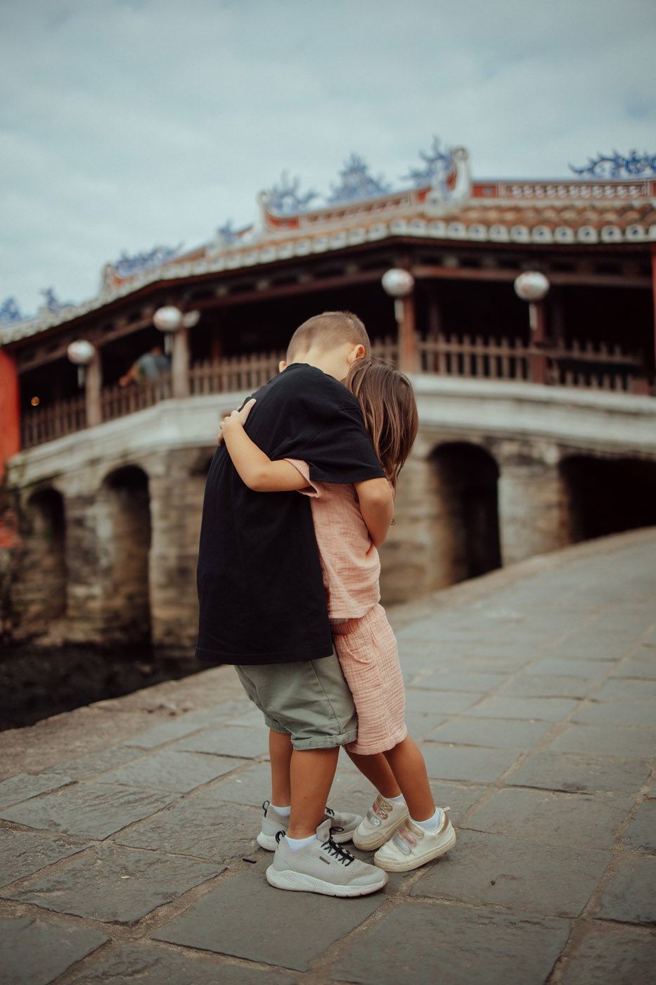 Những Nụ Cười Nhỏ bé ở Hội An