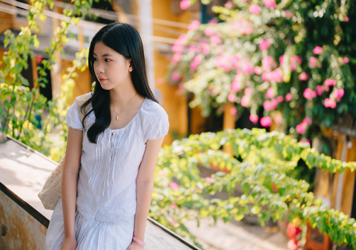 Mẹ và con gái – Một buổi sáng ở Hội An