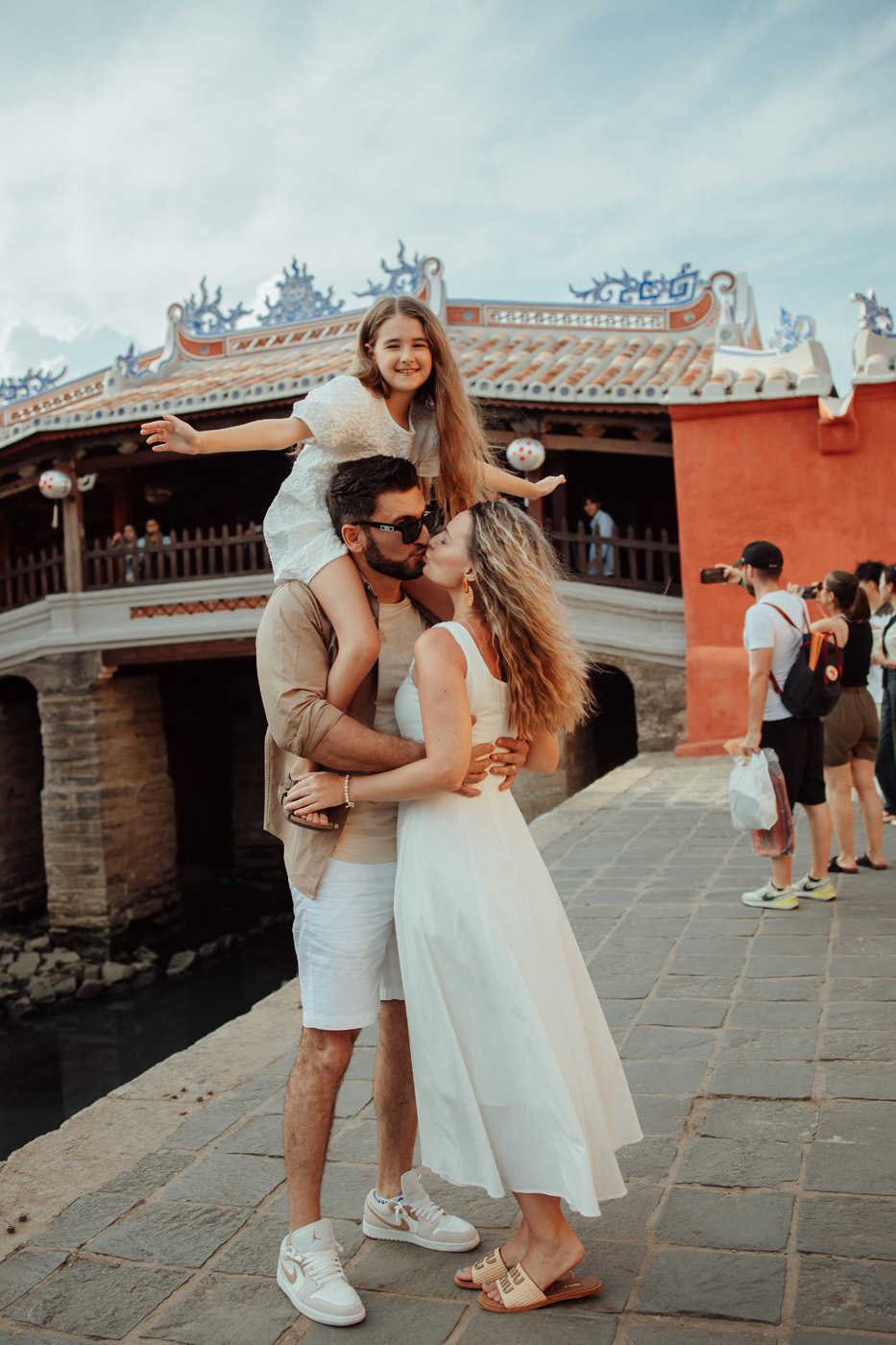 A little family afternoon in Hoi An. 🤍