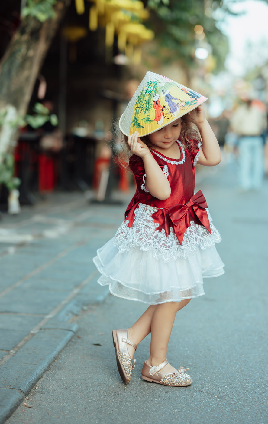 Kỷ niệm ngày cưới tại Hội An – Những khoảnh khắc ấm áp của một gia đình nhỏ